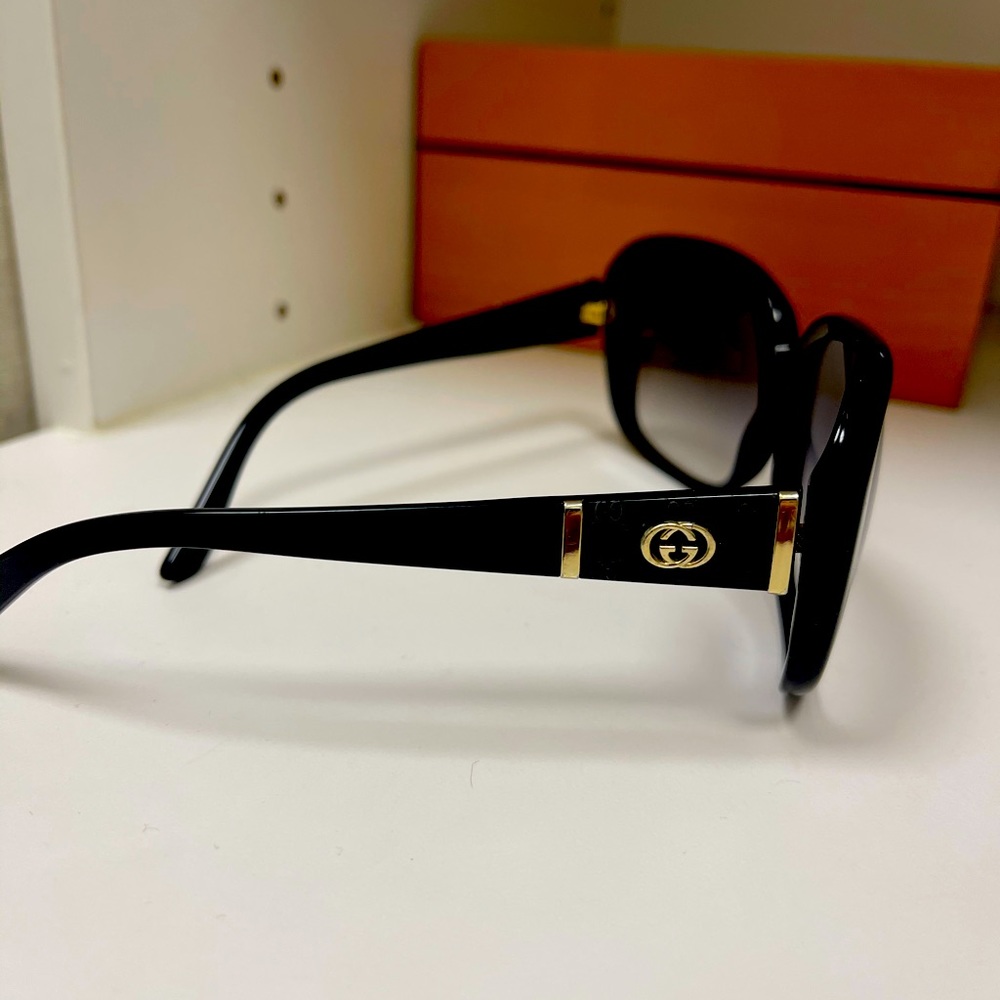 Gucci Black Sunglasses
